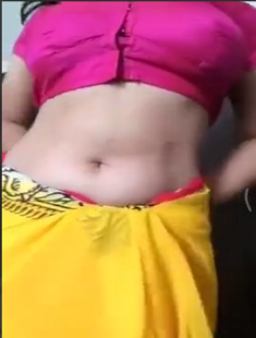 Yellow Saree Bhabhi Showing And Fingering Pussy