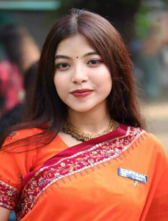 Desi Cute GF Showing On Video