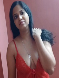 Horny Bhabhi in Bikini Romance n Standing Fuck