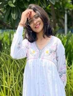 Young Sexy GF Showing Boobs And Pussy On Video Call