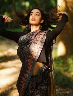 Desi Bengali Influencer Taking Blowjob