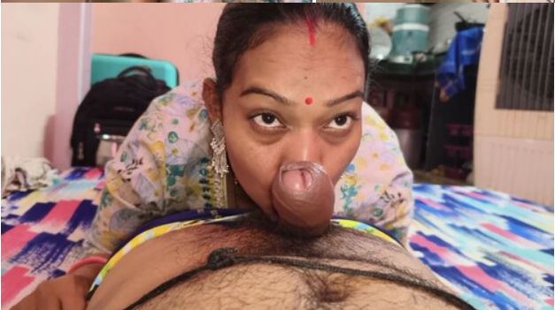 Desi Indian Hot Bhabhi Sangita Blowjob and Riding on Cock and hard Fuck