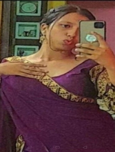 Sexy Indian Youn Girl Showing Nudes Chat