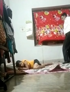 Chacha Fucking Call Girl On The Floor & Talking In Marathi  1