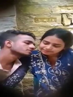 Beautiful Gf Boobs Sucking And Bj To Lover Outdoor