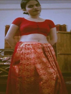 Sexy Figure Muslim Girl Fucking With Neighbour 2