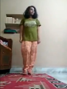 Village Simple Girl Showing & Masturbating On Cam