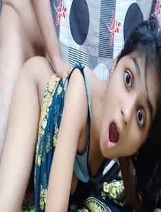 Blue Saree Girl Getting Shocked When Cock Get In Ass