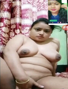 Beautiful Horny Bhabhi Fingering Hardly