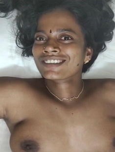Horny Aunty Having Fun With Lover
