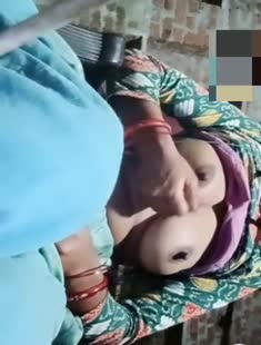 Gorgeous Village Roshna Girl Showing Full Nude