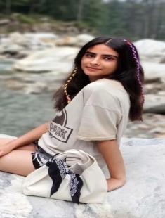 Sexy Slim Horny Indian Girlfriend Riding